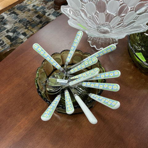 12 Pc Flatware Set