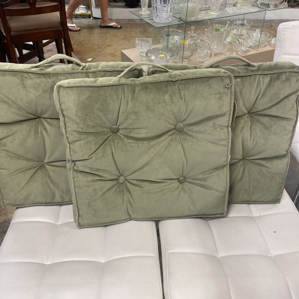 Set of 3 Pillows