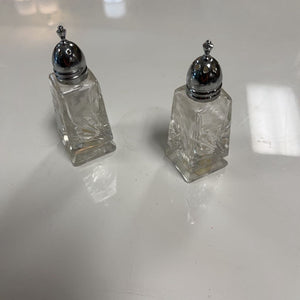 Salt & Pepper Set