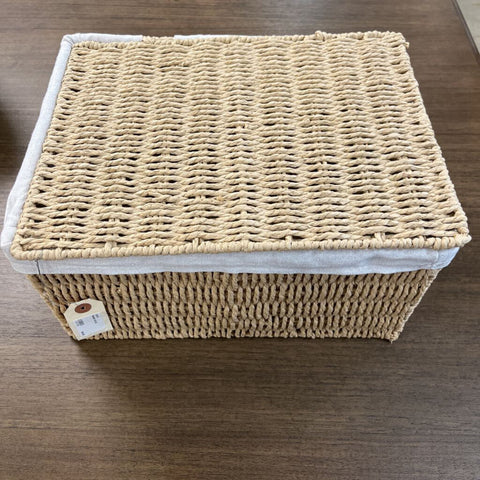 Basket w/Lid