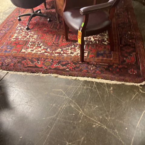7'.10" x 10'.10" Rug