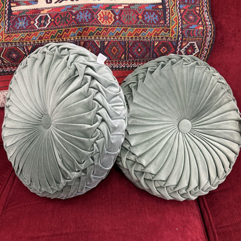 Pair of Decor Pillows