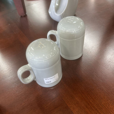 Salt & Pepper Set