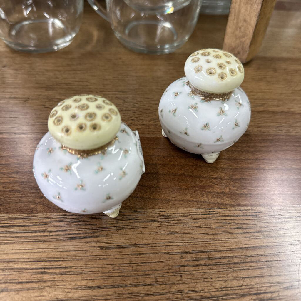 Salt & Pepper Set