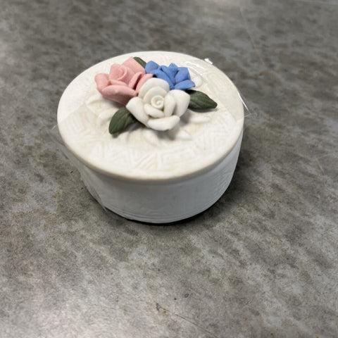 Trinket Dish w/Lid