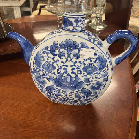 Blue &White Tea Set