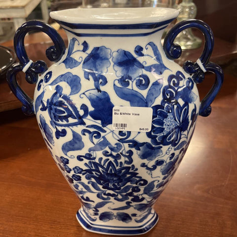 Blu &White Vase