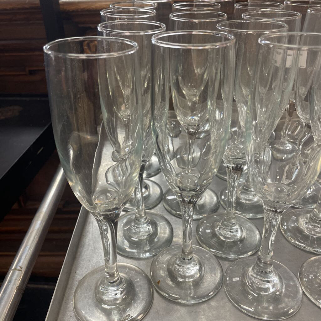 6pc Flute Glassware