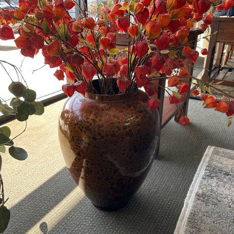 Vase w/Floral Decor