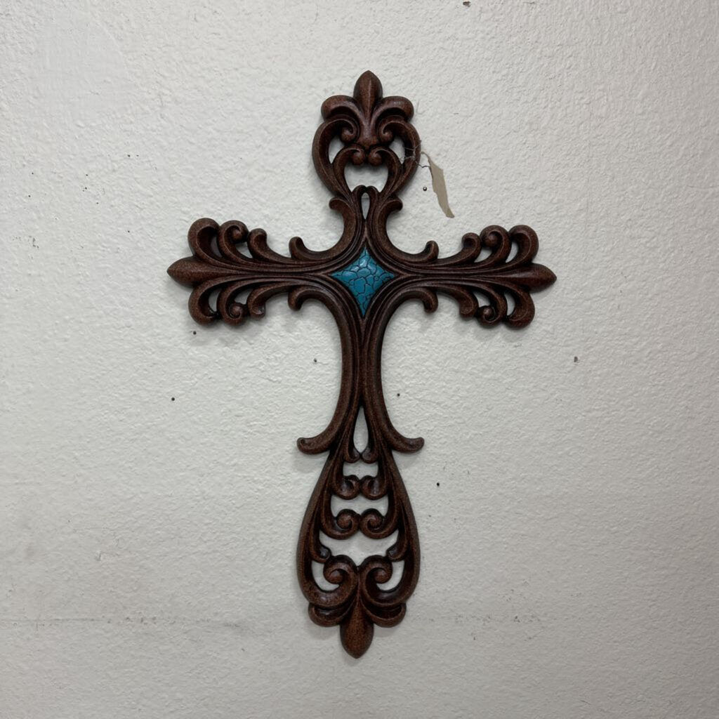 Scrolled Cross Decor