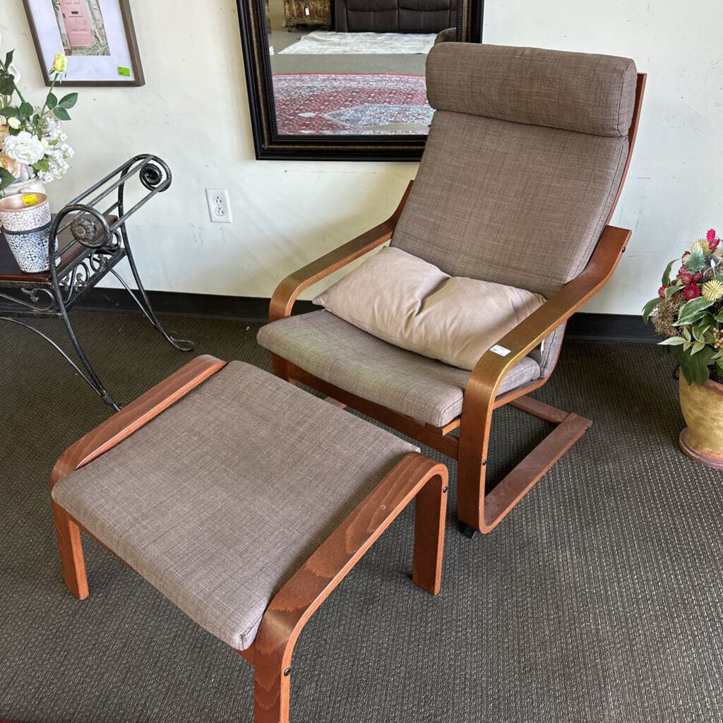 Chair w/Ottoman