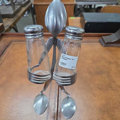 Salt & Pepper Set w/Holder