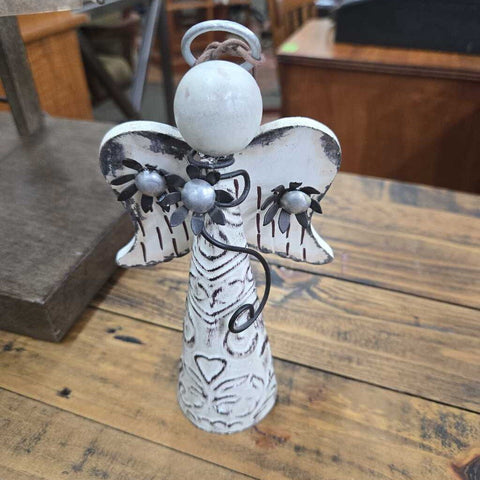 Figurine