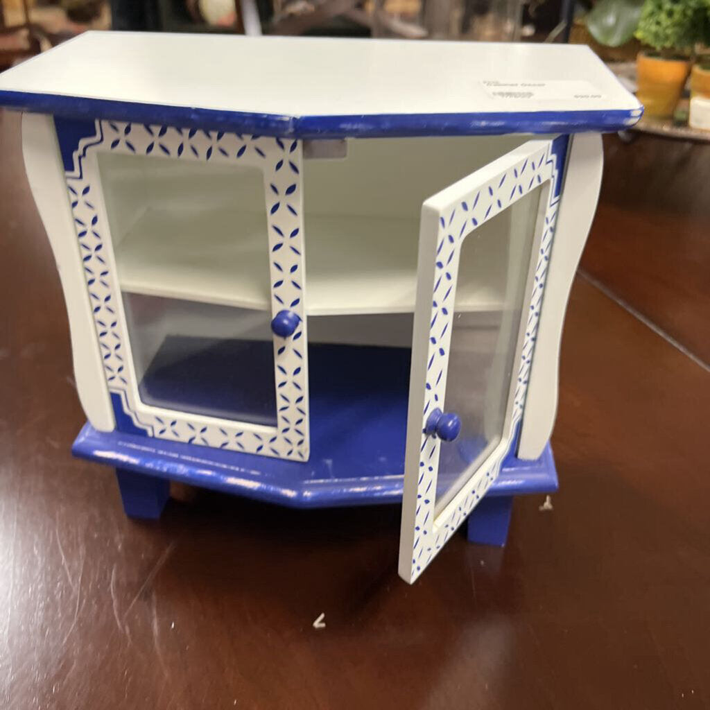 Cabinet Decor