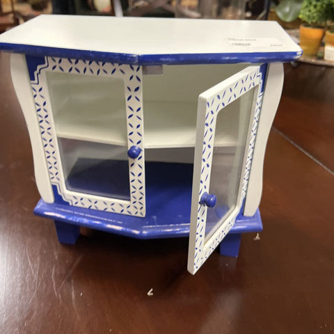 Cabinet Decor