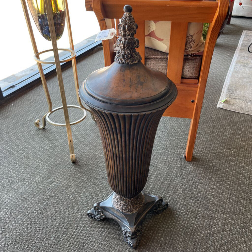 Floor Vase w/Lid