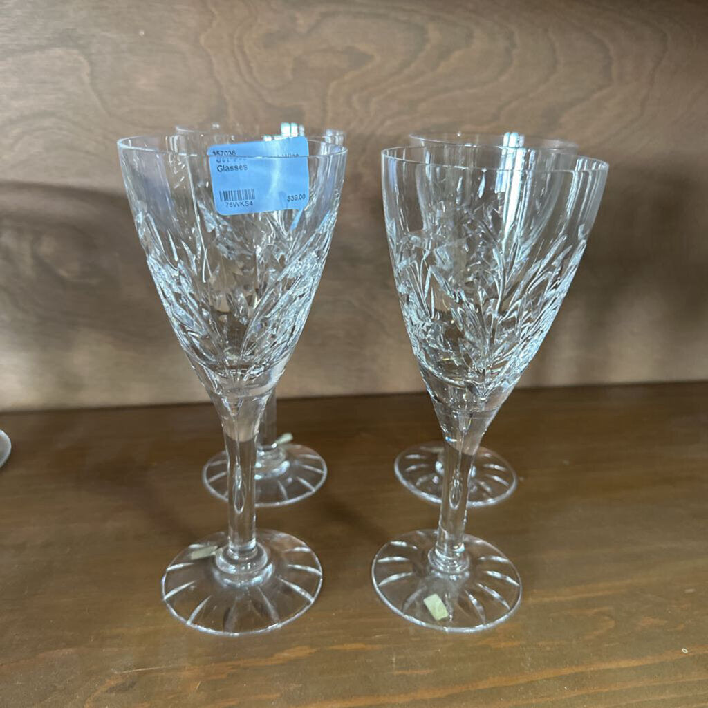 Set of 4 Crystal Wine Glasses