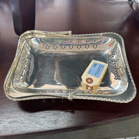 Yeoman Silverplated Breadbasket w/ Handle
