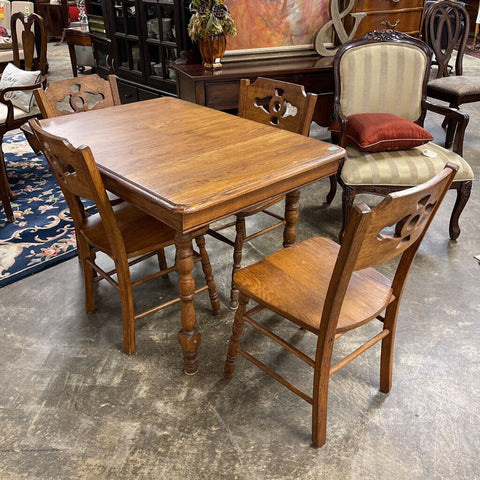 Table & 4 Chairs