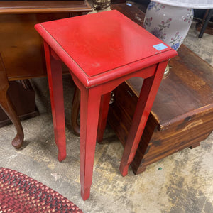 Pedestal Table