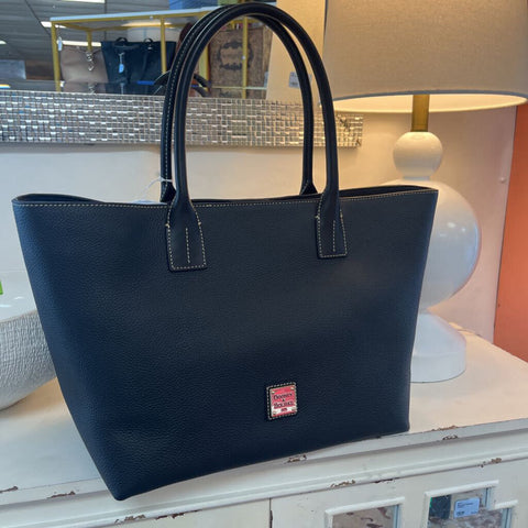 Dooney & Bourke Handbag (Like NEW)