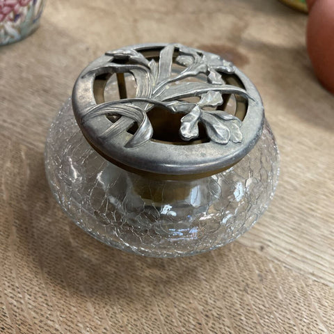 Candleholder w/ Metal Lid