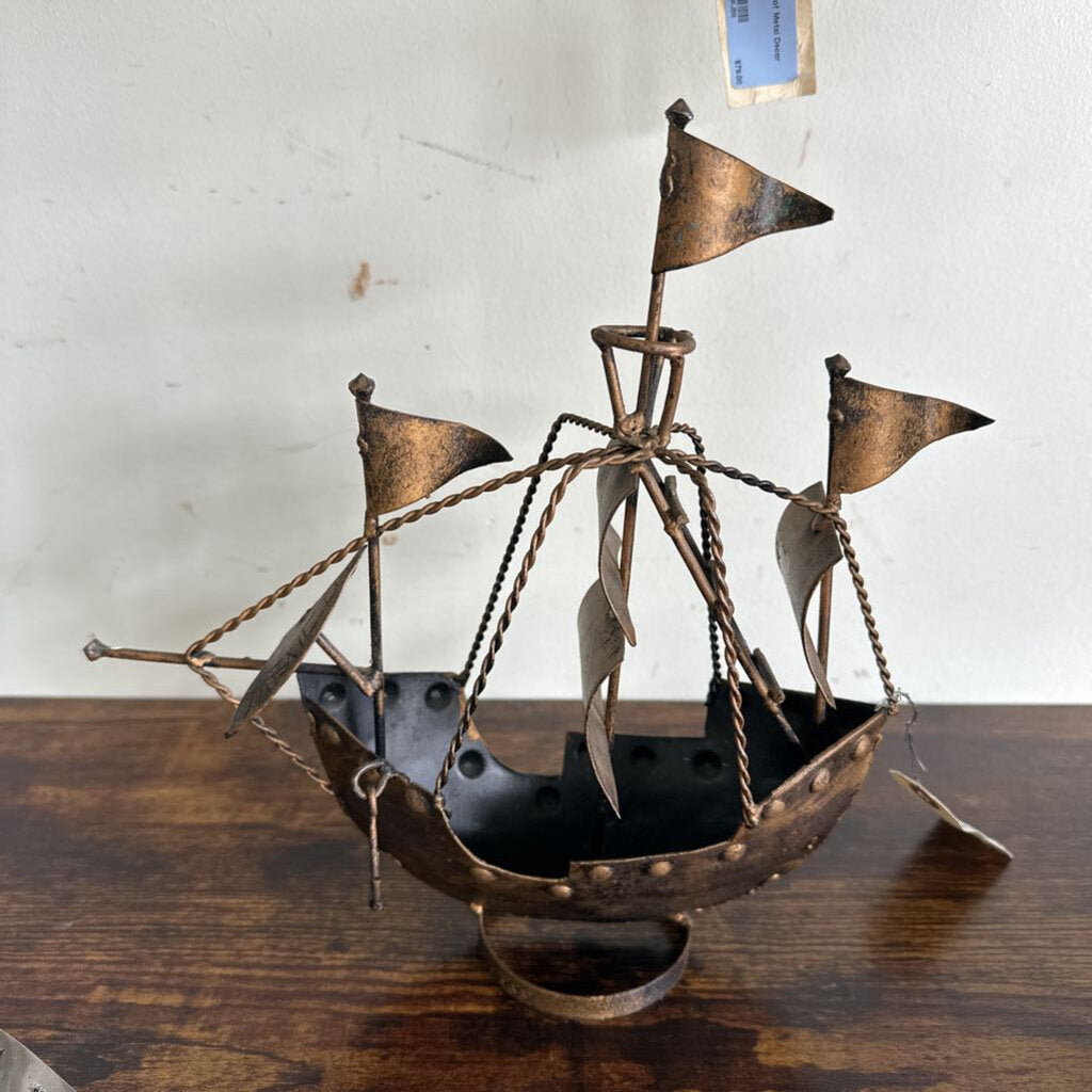 Ship Decor