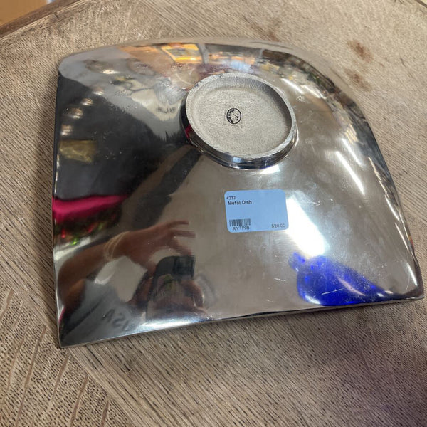 Metal Dish