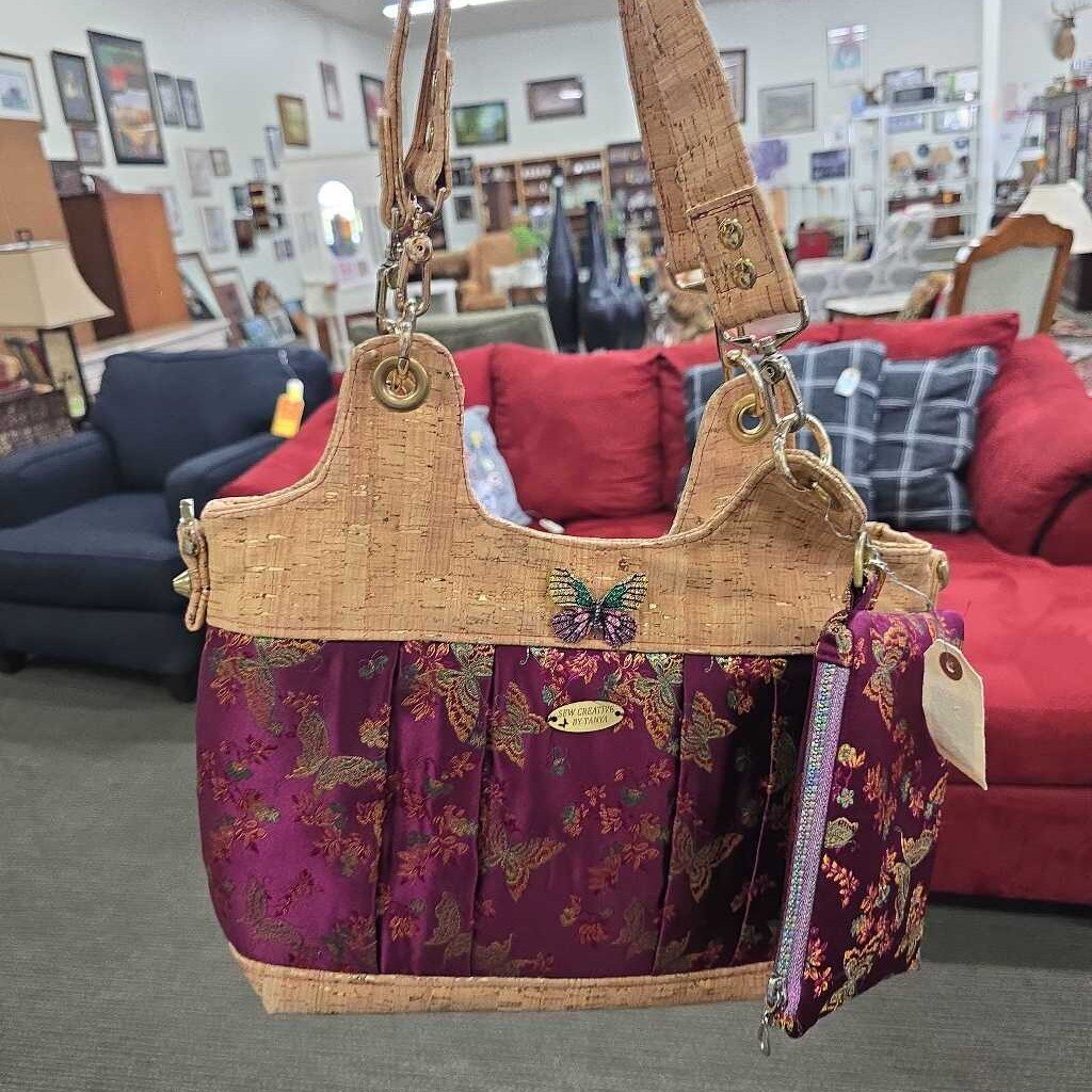 Custom Carry Bag w/Pouch