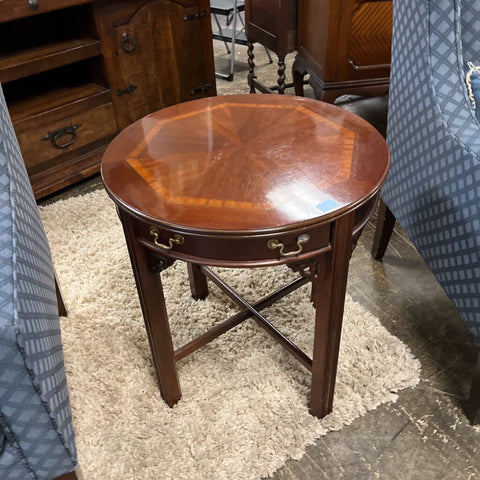 Accent Table w/Drawer