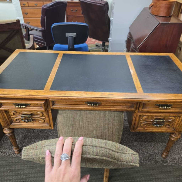 Desk w/Chair