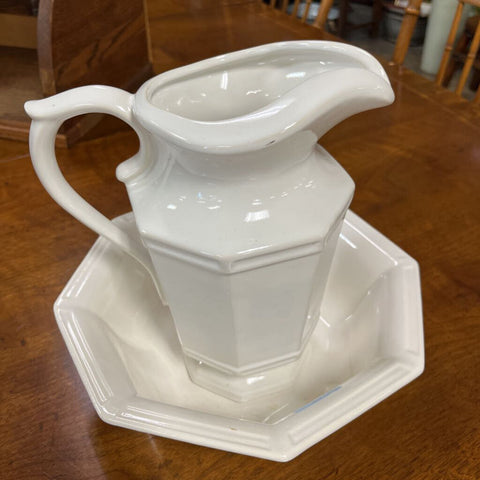 Pitcher & Basin