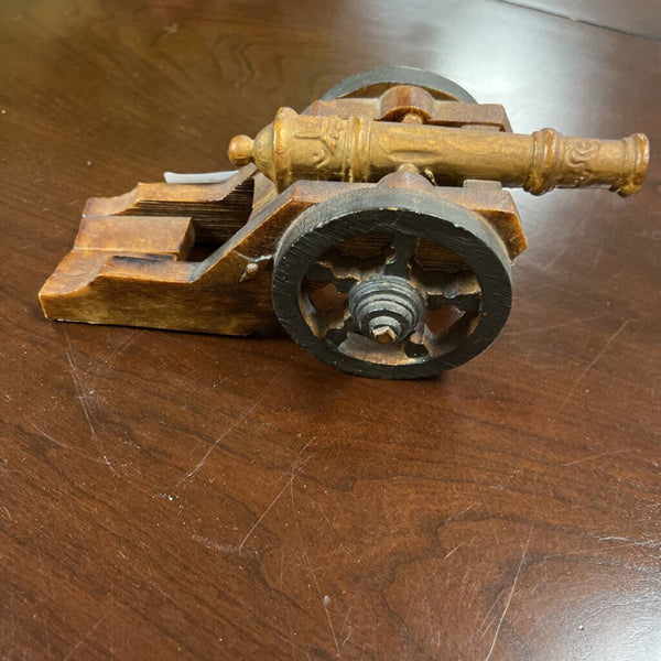 Cannon Decor
