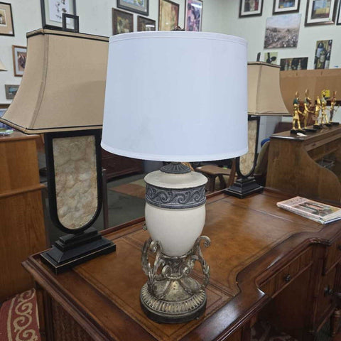 Lamp w/Shade
