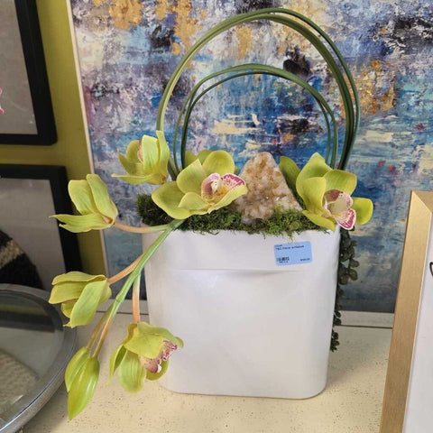 T&C Floral w/Geode