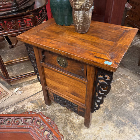 Oriental Sidetable