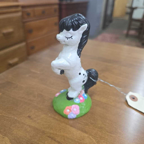 Figurine