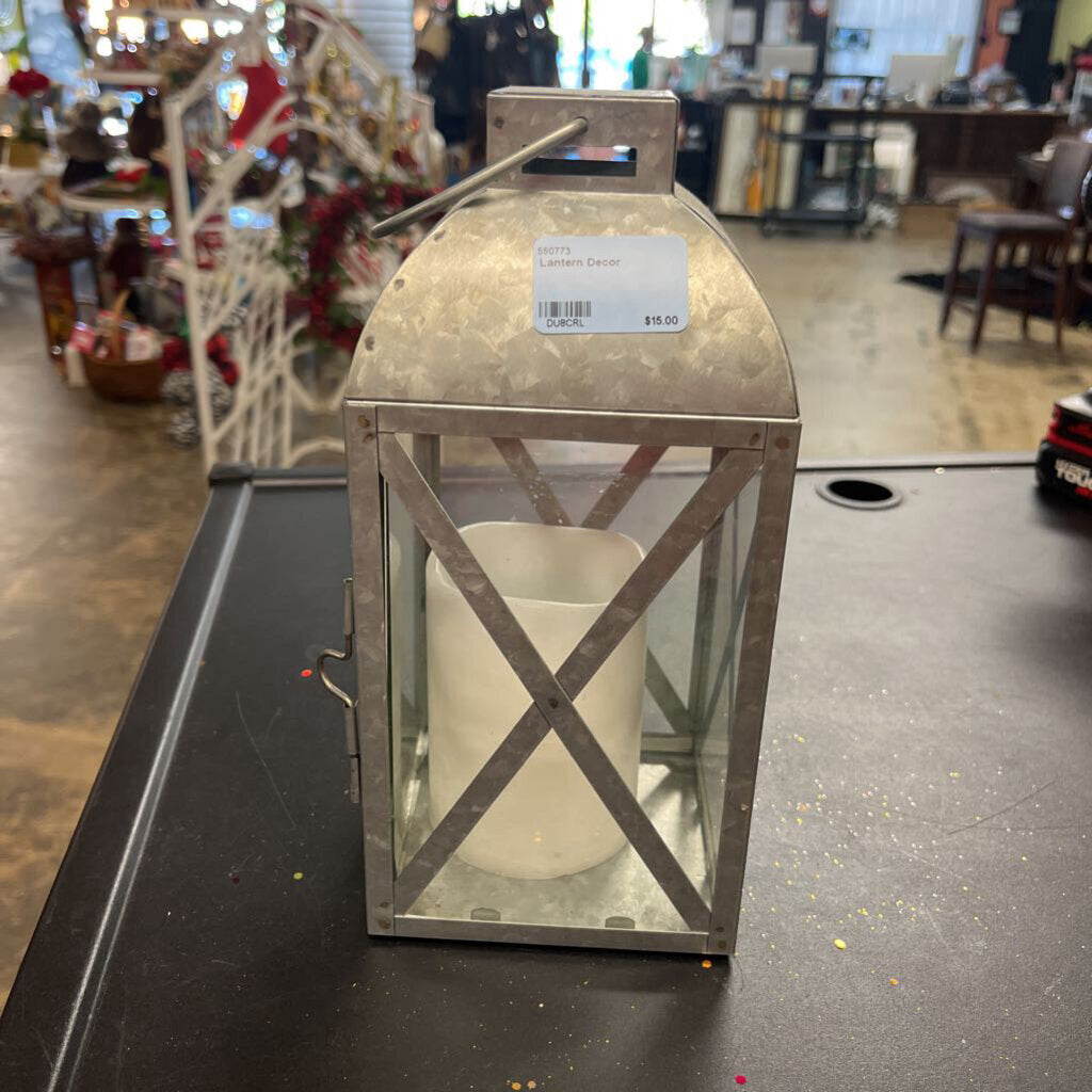 Lantern Decor