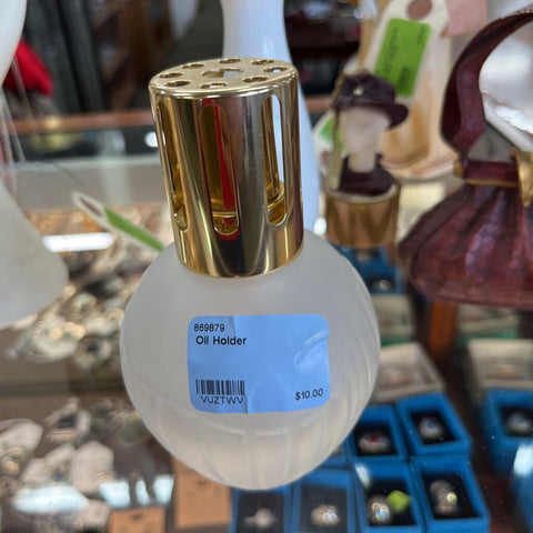 Oil Holder