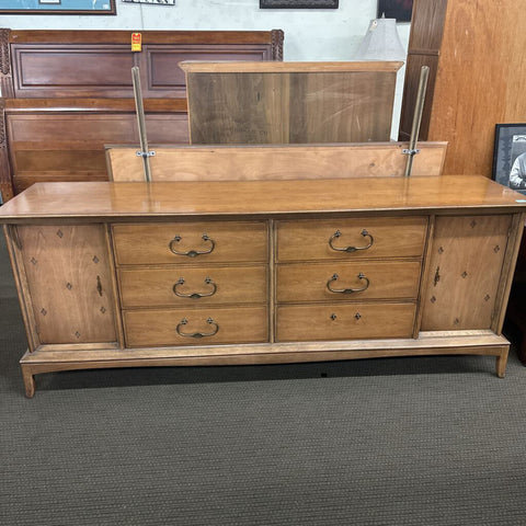 Dresser w/ Mirror