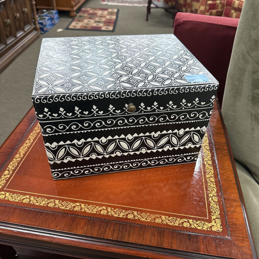 Decor Box