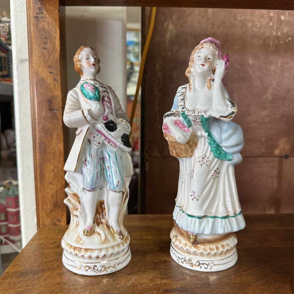 Pair of Figurines