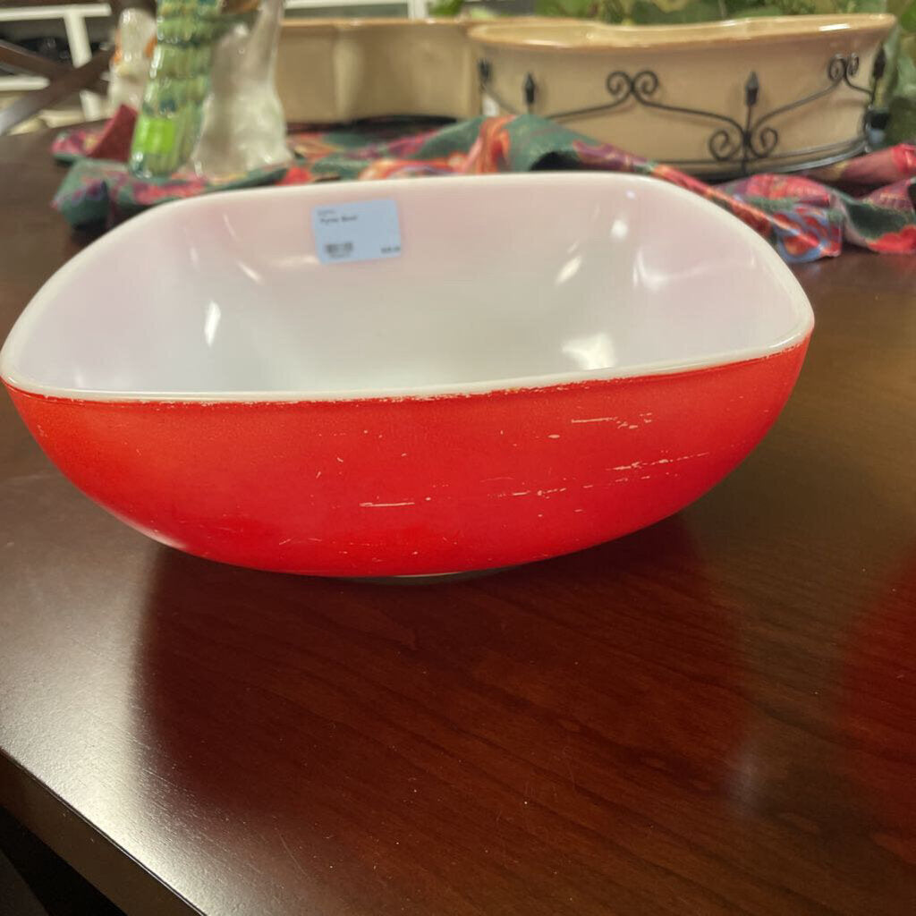 Pyrex Bowl