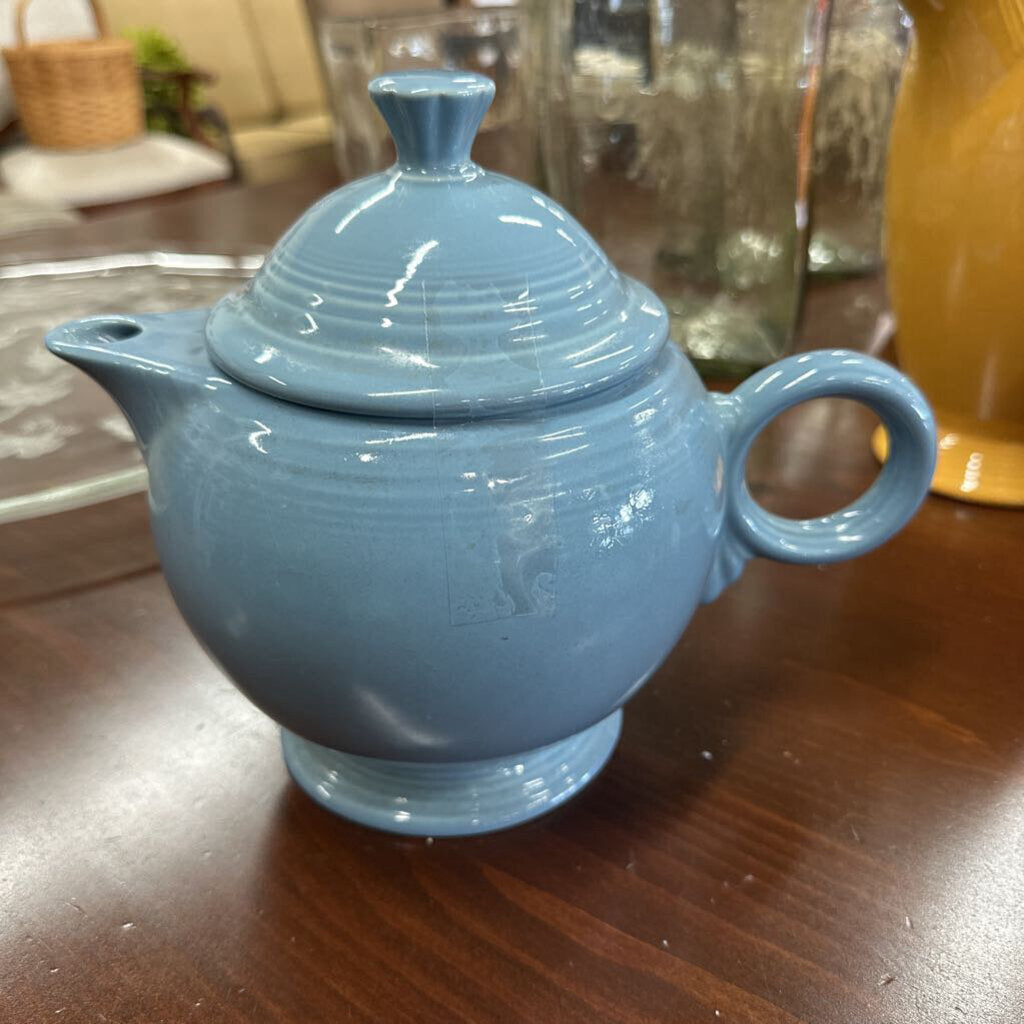 Fiesta Teapot w/ Lid (Lt Blue)