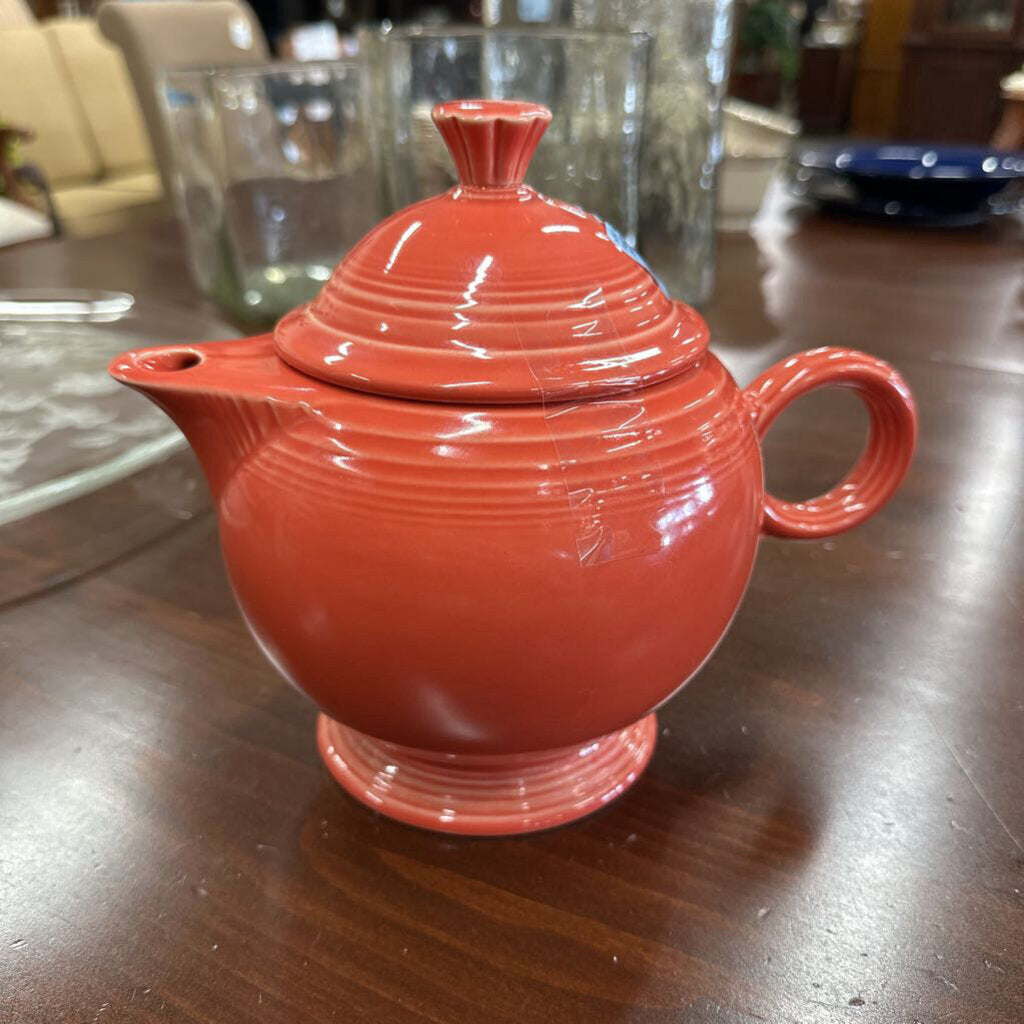 Fiesta Teapot w/ Lid (Sm Orange)