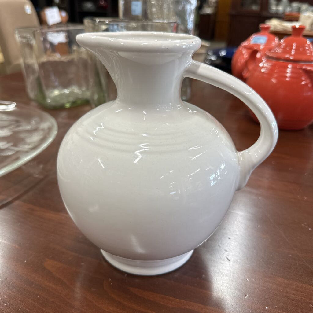 Fiesta Carafe (White)