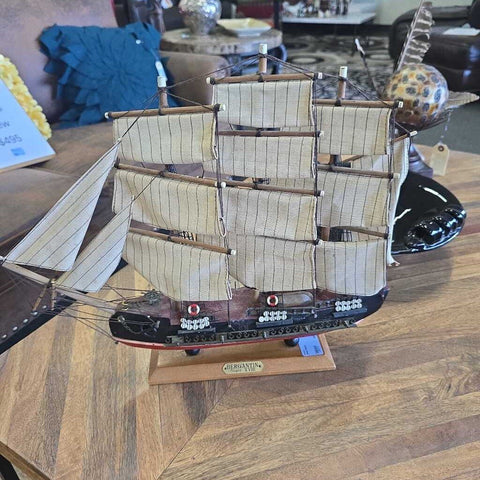 Ship Decor