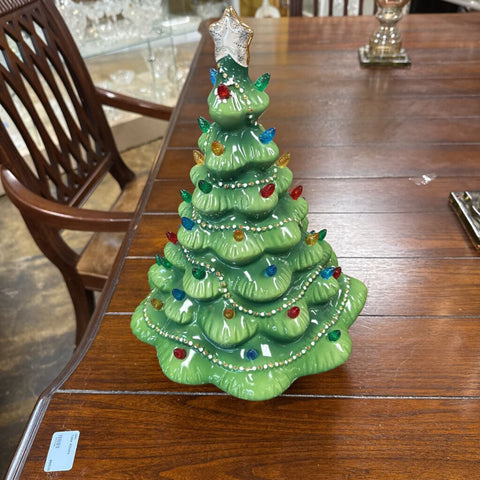 Lonox Christmas Tree