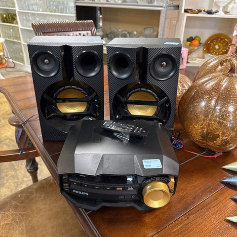 3pc Mini HiFi System w/Remote