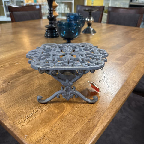 Trivet